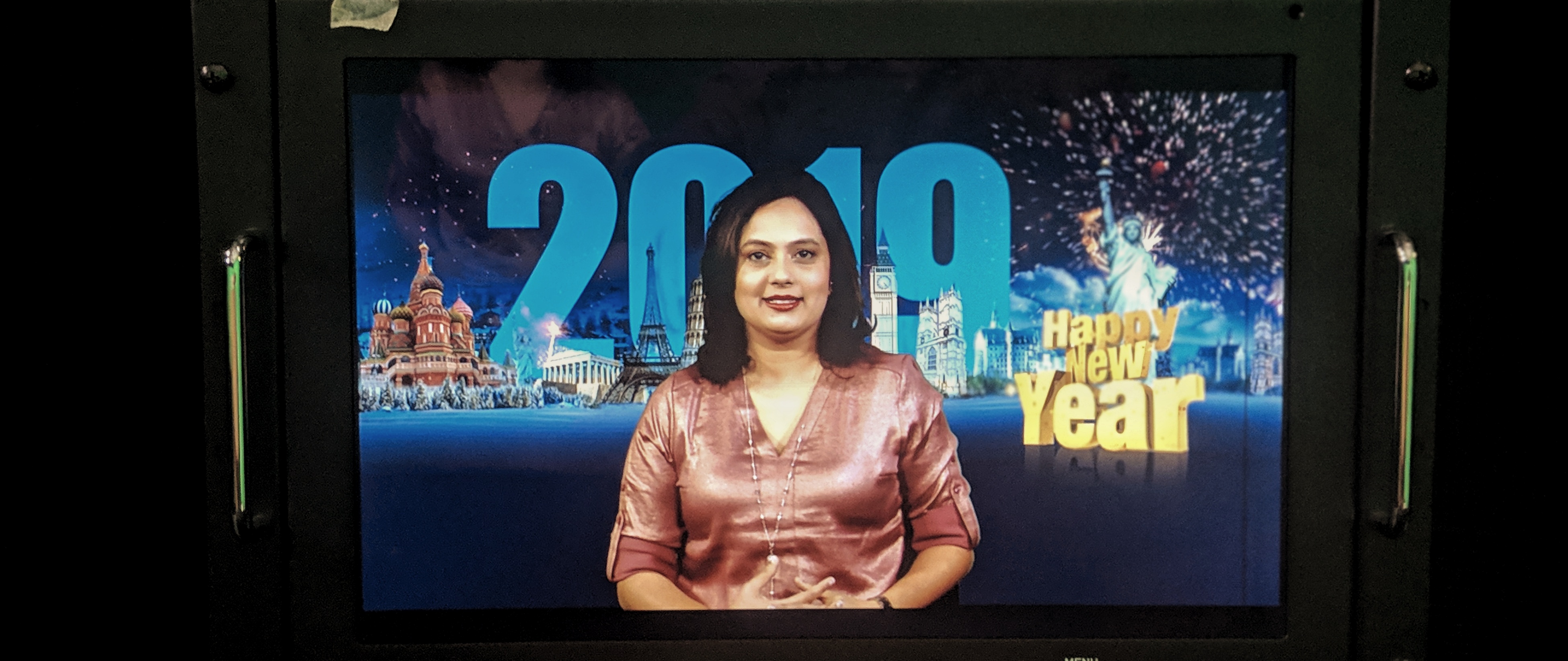 00100dPORTRAIT_00100_BURST20181231182447512_COVER-01